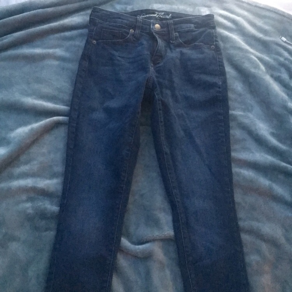 Dark washed skinny jeans